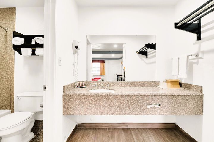 Room 41 of 48