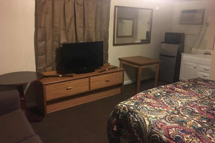 Room 6 of 19