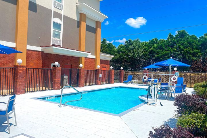 Holiday Inn Express McComb by IHG