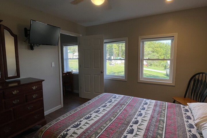 Room 35 of 59
