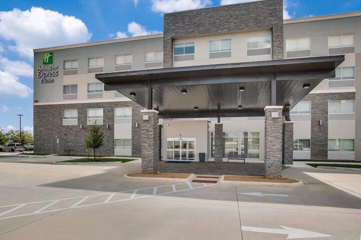 Hotel 3 of 52