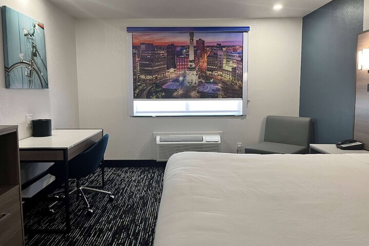Room 36 of 52