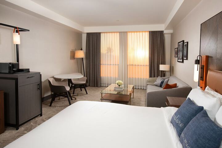 The Glenmark Glendale, a Tribute Portfolio Hotel