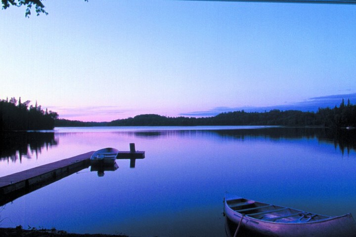 Daniels Lake Lodge B & B