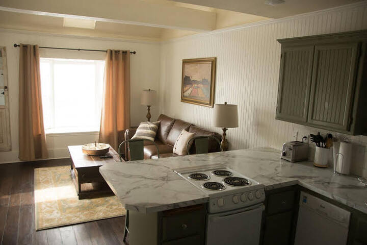 Room 3 of 41
