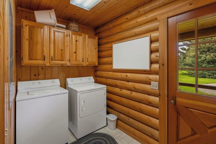 El Western Cabins & Lodges