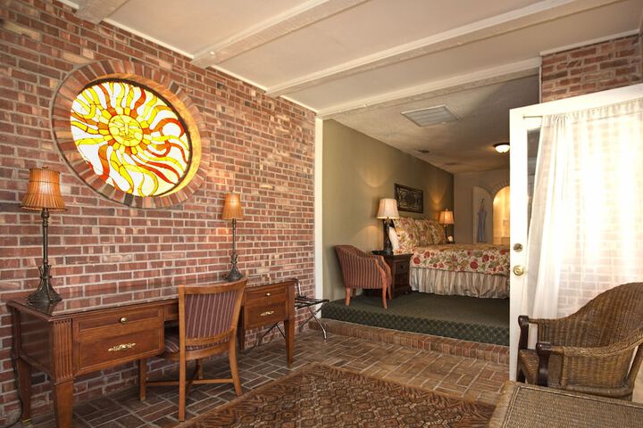 The Hotel Paisano