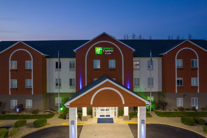 Hotel 3 of 52