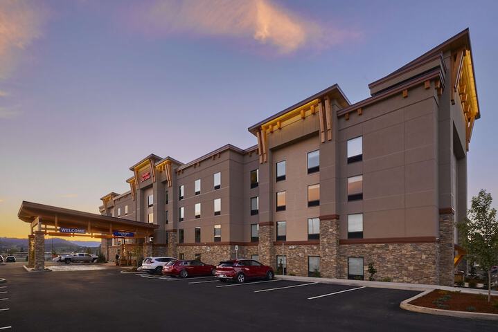 Hotel 2 of 35