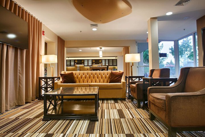 Best Western Plus Rancho Cordova Inn