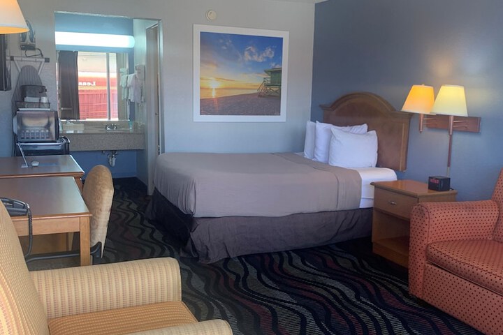 Room 12 of 31