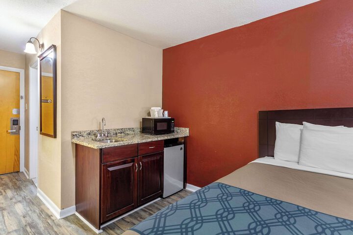 Room 46 of 50