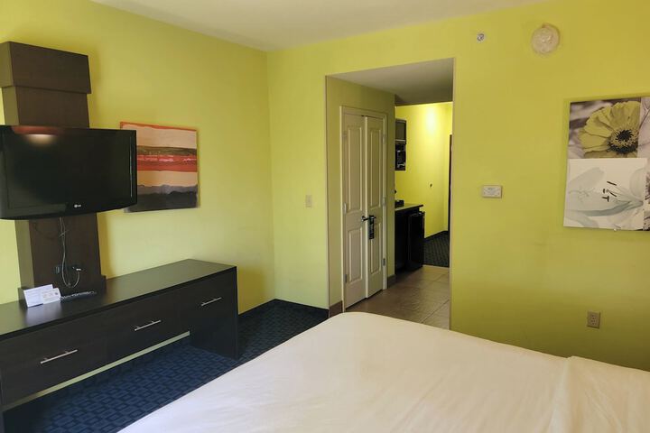 Holiday Inn Garland by IHG