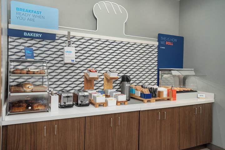 Breakfast/Coffee Service 44 of 51