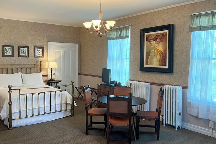 Room 28 of 56