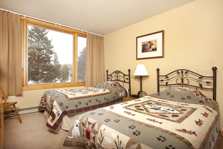 Evergreen Condominiums by Vail Resorts