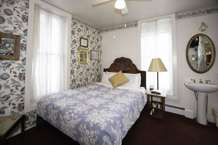 Room 29 of 59