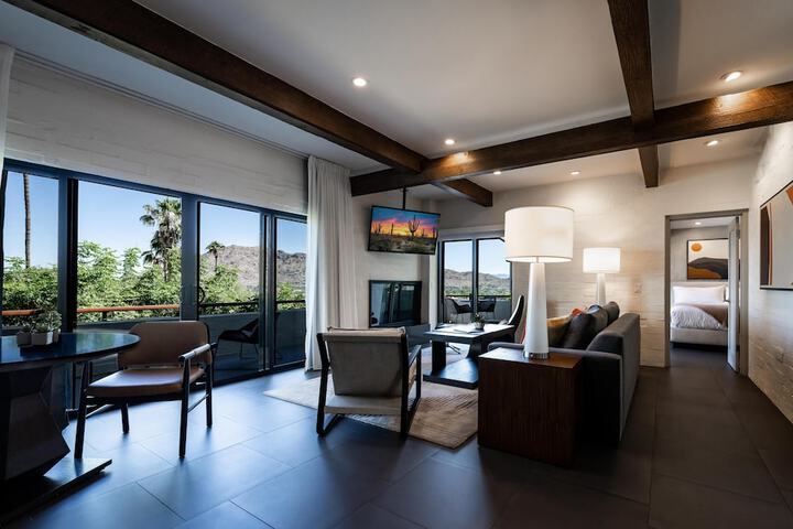Sanctuary Camelback Mountain Resort and Spa