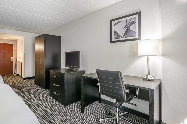 Room 29 of 36