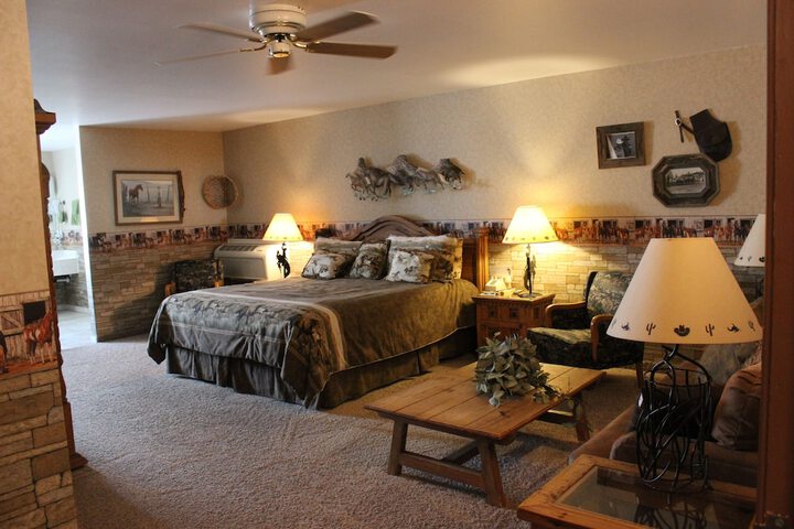 Room 25 of 82