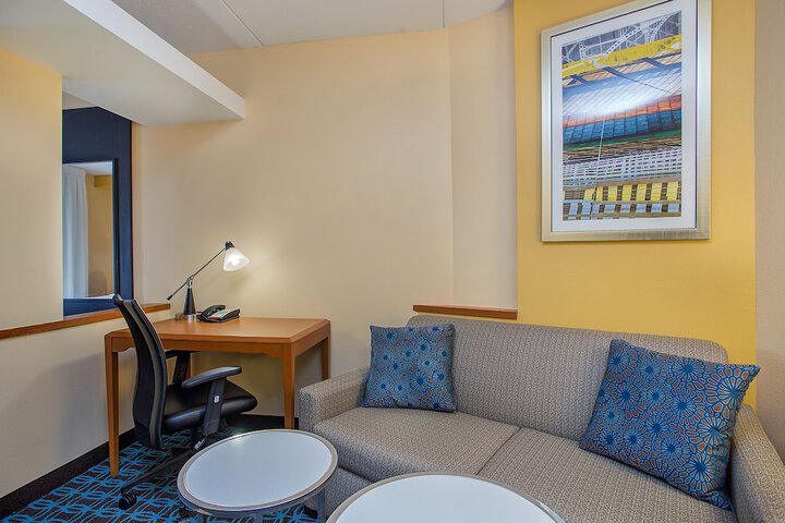 Room 17 of 29