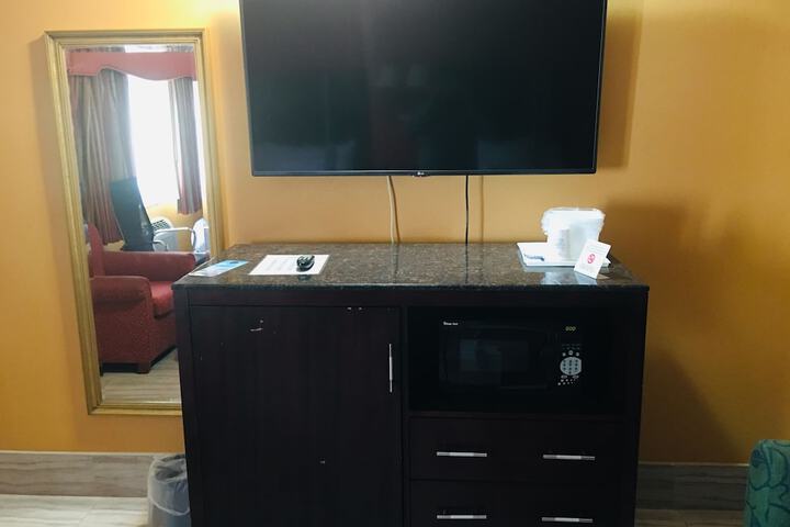 Room 16 of 30