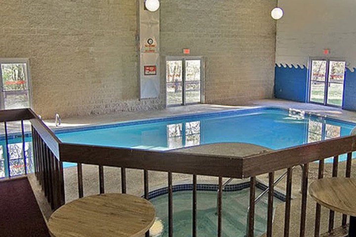 Voyageur Inn and Conference Center