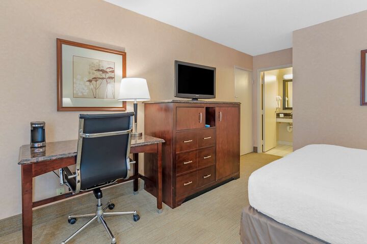 Room 13 of 29