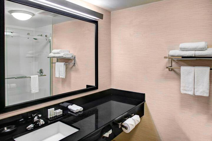 Room 30 of 44