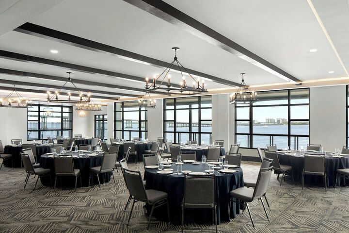 Luminary Hotel & Co. Autograph Collection