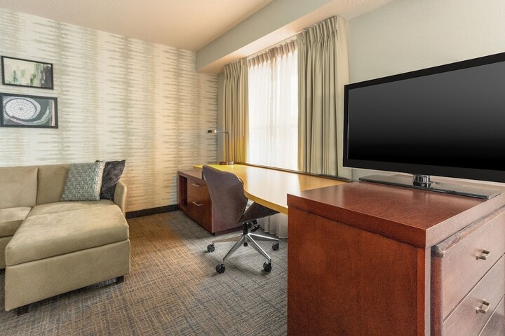 Room 48 of 60