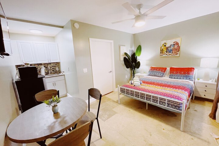 Room 43 of 47
