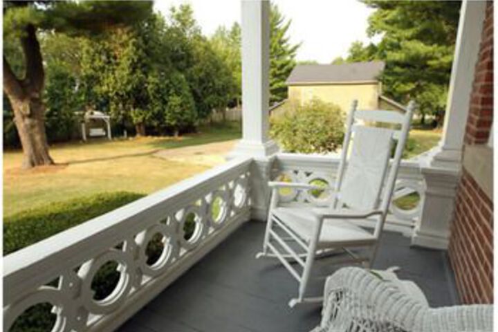 Pinehill Inn