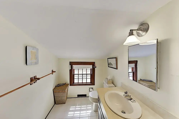 Timeless Cape Near Cold Storage Beach 4 Bedroom Home