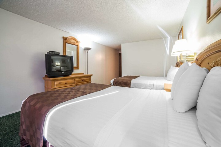 Room 21 of 25