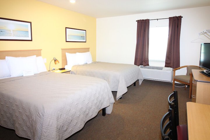 Room 13 of 35