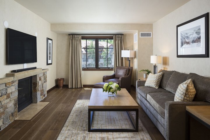 Madeline Hotel & Residences Auberge Collection