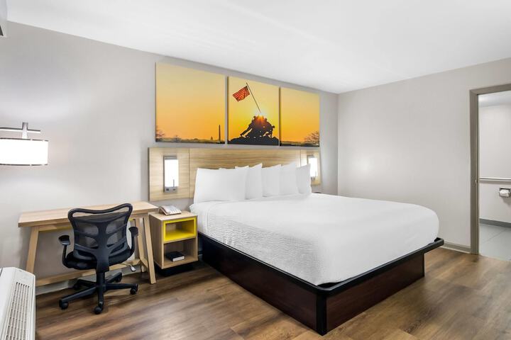 Days Inn by Wyndham Enterprise