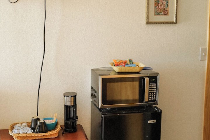 Room 16 of 35