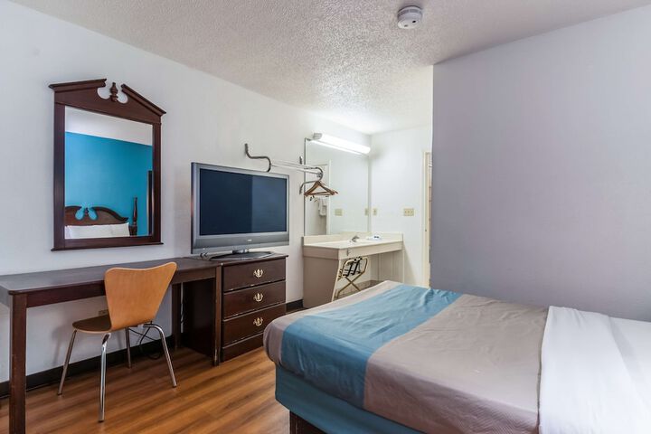 Room 43 of 45