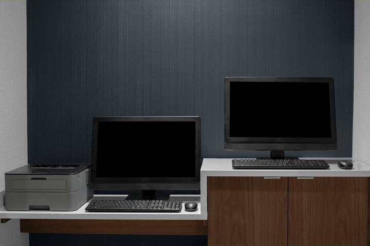 Courtyard by Marriott Los Angeles Burbank Airport