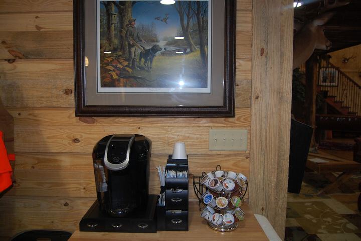 Breakfast/Coffee Service 25 of 32