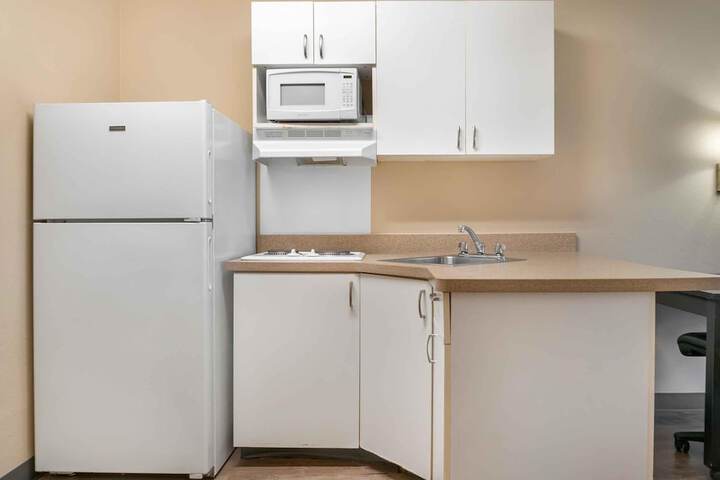 Extended Stay America Select Suites - Detroit - Roseville