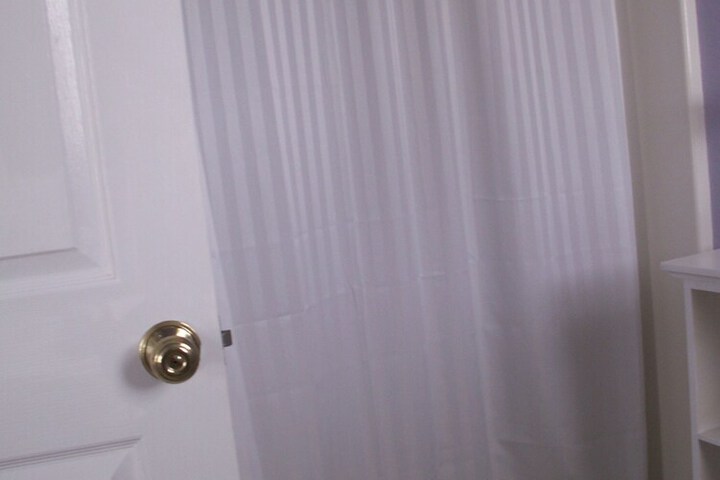 Room 24 of 61