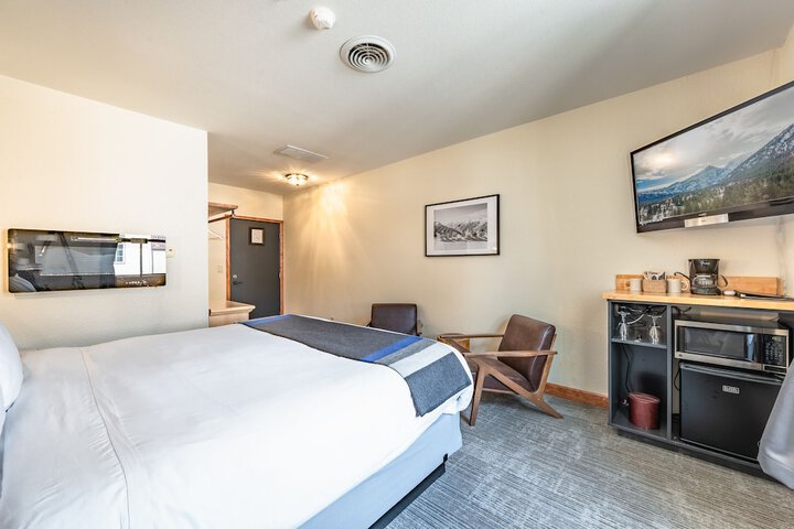 Room 34 of 115