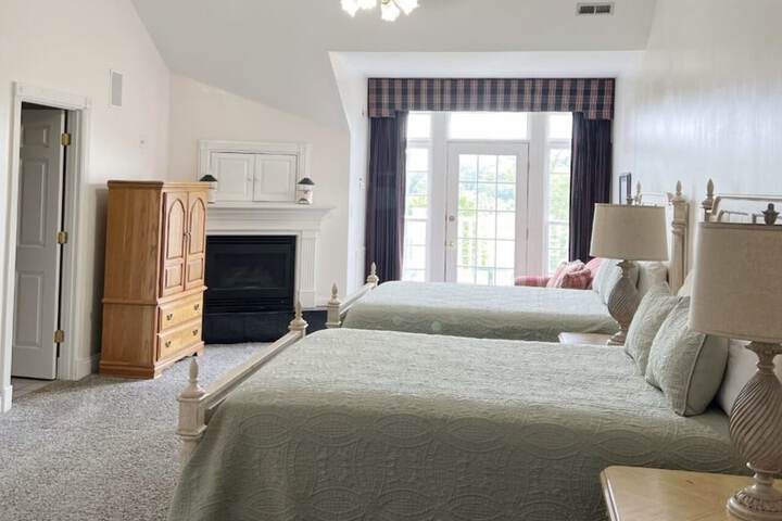 Whitestone Inn