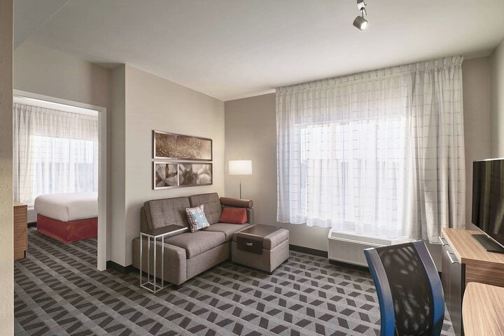 Room 21 of 25