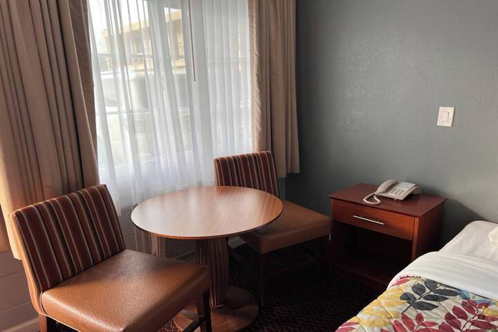 Room 21 of 56