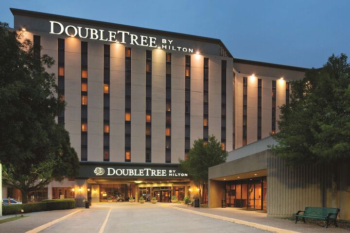 Hotel 2 of 39