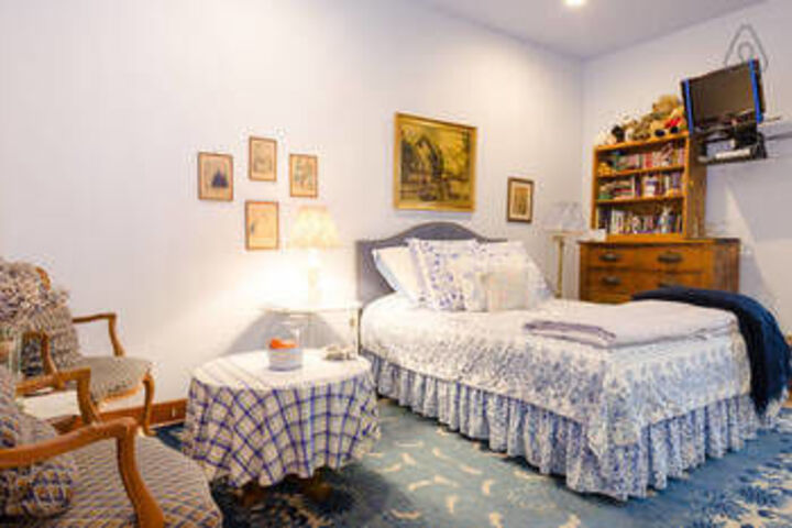 Auberge de Seattle French Country Inn